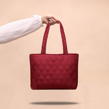 Load image into Gallery viewer, Tas Tote Wanita Silvertote Mia Pillow Maroon