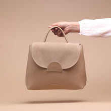 Load image into Gallery viewer, Lisse Handbag French Creme