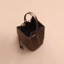 Load image into Gallery viewer, Silvertote Tas Bucket Wanita Lexy Bucket Bag Bronze