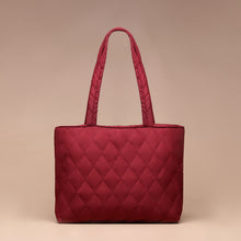 Load image into Gallery viewer, Tas Tote Wanita Silvertote Mia Pillow Maroon
