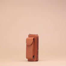 Load image into Gallery viewer, Kylie Wallet Tan

