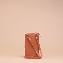Load image into Gallery viewer, Kylie Wallet Tan

