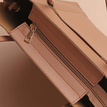 Load image into Gallery viewer, Silvertote X Pijeh Tas Tote Wanita Delaine Totebag Khaki
