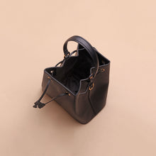Load image into Gallery viewer, Silvertote Tas Bucket Wanita Lexy Bucket Bag Black
