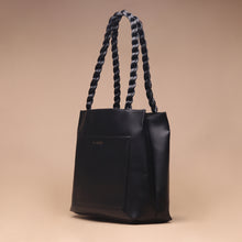 Load image into Gallery viewer, Tas Tote Wanita Silvertote Nathalie Black
