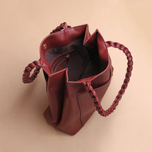 Load image into Gallery viewer, Tas Tote Wanita Silvertote Nathalie Maroon
