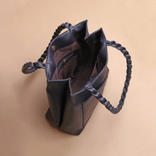 Load image into Gallery viewer, Tas Tote Wanita Silvertote Nathalie Navy
