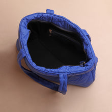 Load image into Gallery viewer, Tas Tote Wanita Silvertote Mia Pillow Blue Electric
